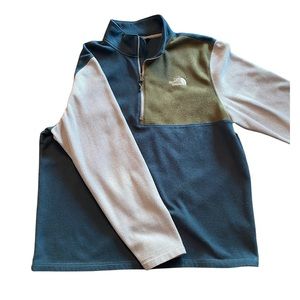 North Face 1/4 Zip Fleece Pullover